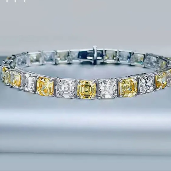 28ct Asscher Tennis Bracelet - Picture 4 of 16